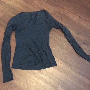 Lululemon Charcoal grey LS T-Shirt
